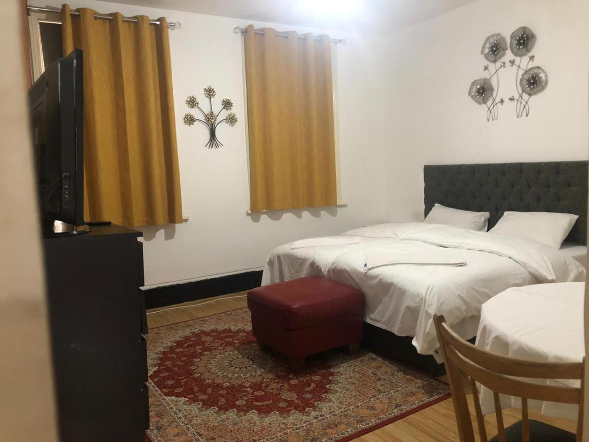 Oyo 94 Bricklane Studio Flats Hotel Лондон Екстериор снимка